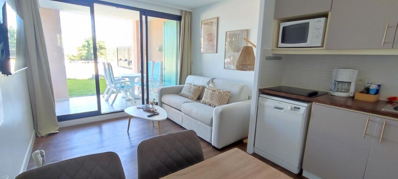 Chez Adriana Appartement Cosy Avec Jardin, Proche Plage Grimaud Exterior photo