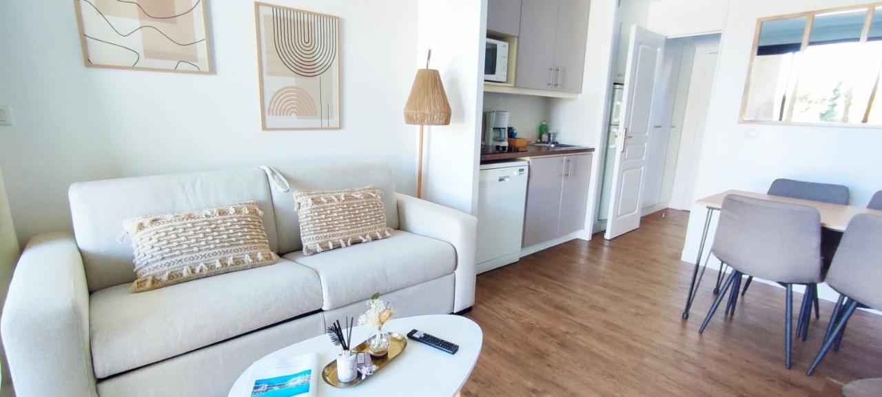 Chez Adriana Appartement Cosy Avec Jardin, Proche Plage Grimaud Exterior photo