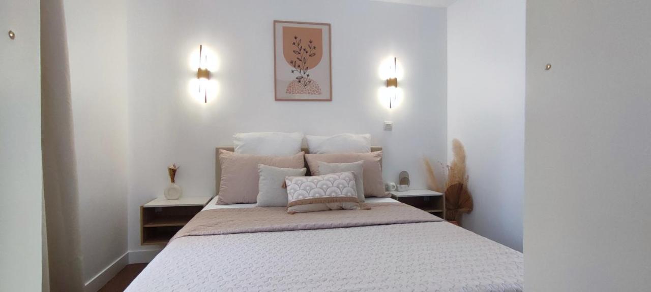 Chez Adriana Appartement Cosy Avec Jardin, Proche Plage Grimaud Exterior photo